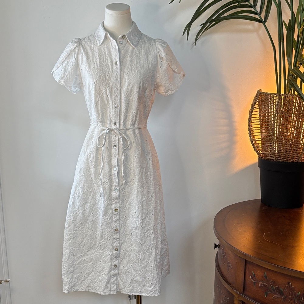 Draper James Elegant Flowers White Button-Up Dress S